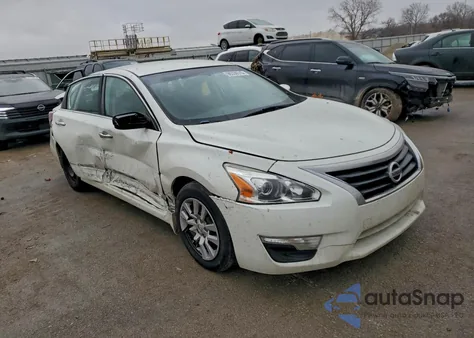 2014 Nissan Altima 2.5 from USA, damaged, VIN 1N4AL3AP5EN240069